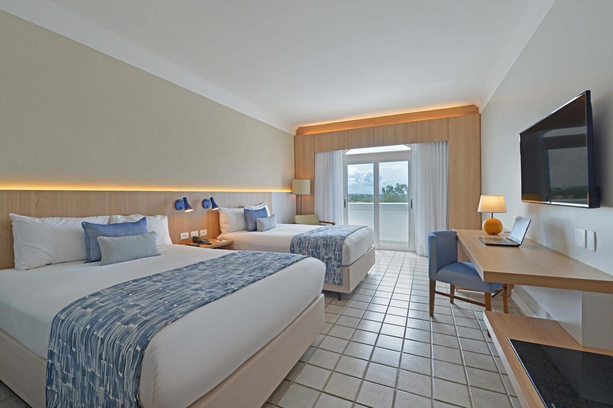 德维尔萨尔瓦多高级酒店 外观 照片 A room at the Iberostar Grand Hotel Bávaro